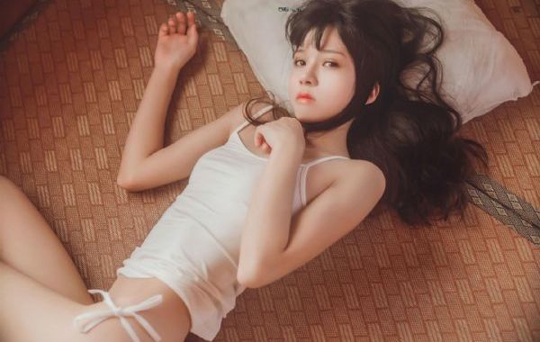 亚洲爱av一区二区360偷拍_720免费在线播放