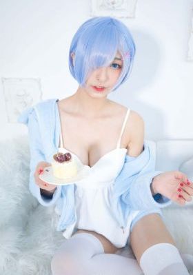 俄罗斯av无码一区二_高清免费全集观看